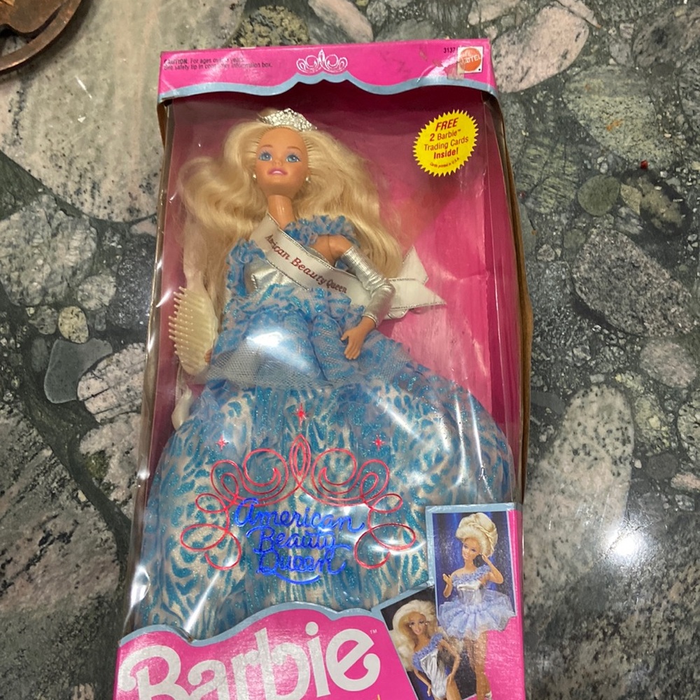 1991 Barbie- American Beauty Queen
